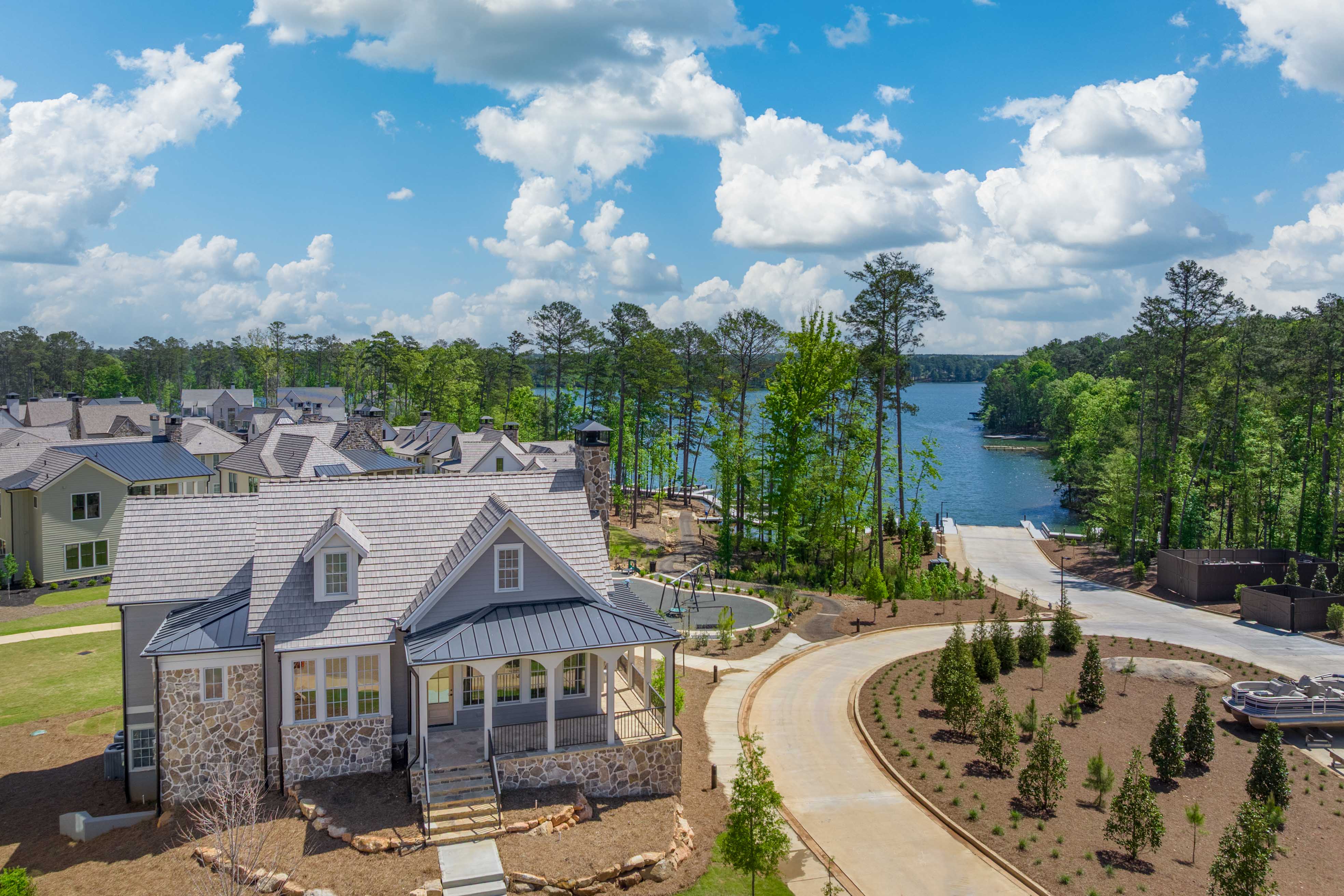 1070 Fish Hook Lane image 2